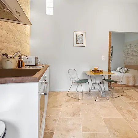 Apartment T2 En Centre-ville De *