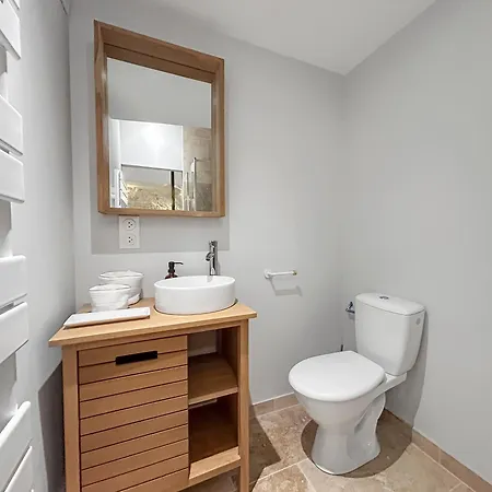 T2 En Centre-ville De *