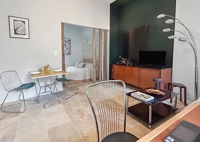 T2 En Centre-ville De アパート ディジョン